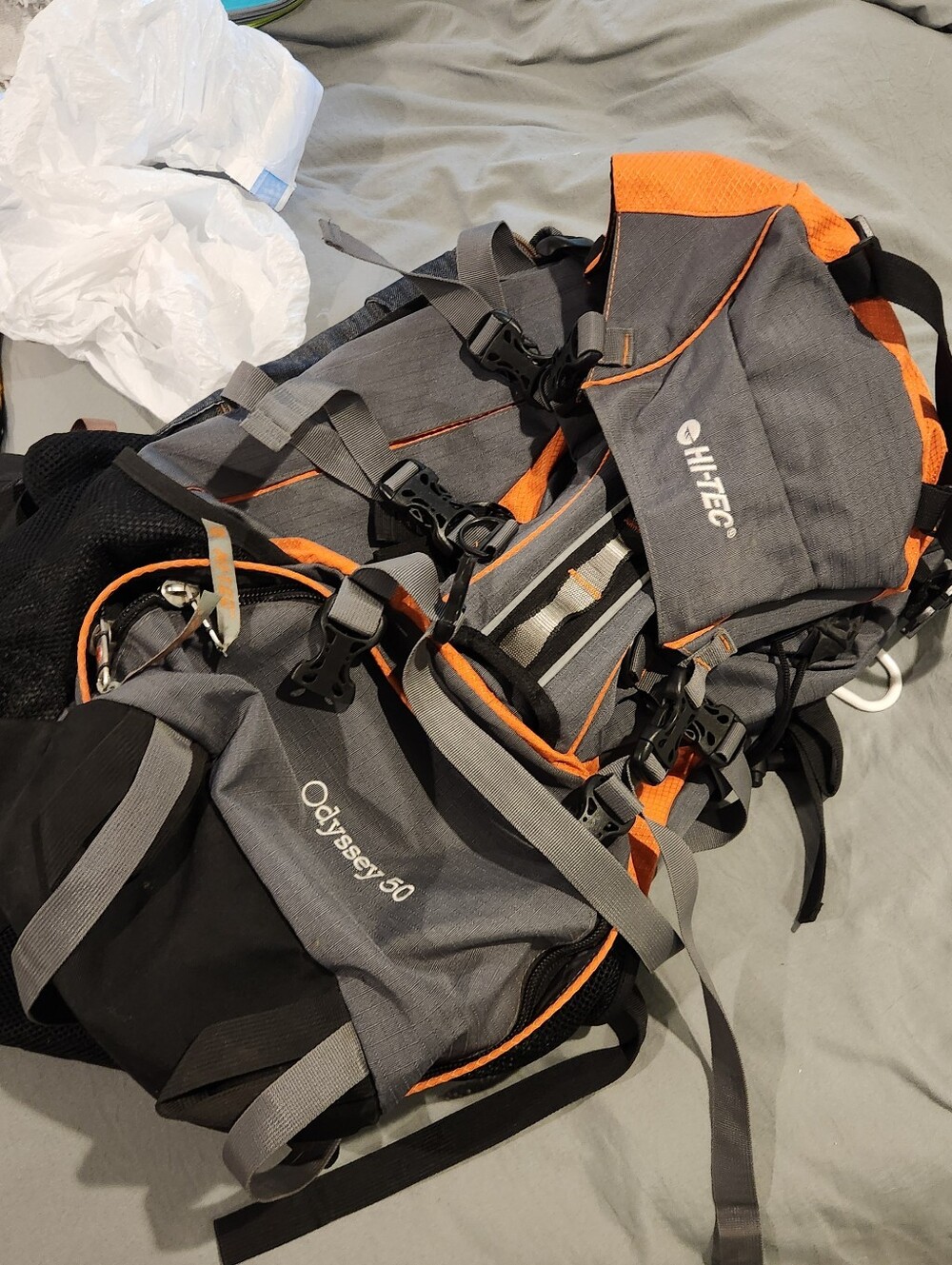 Hi-Tec Odyssey 60 Men's Grey & Orange Backpack